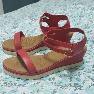 New Red Wedge sandals by Makers.